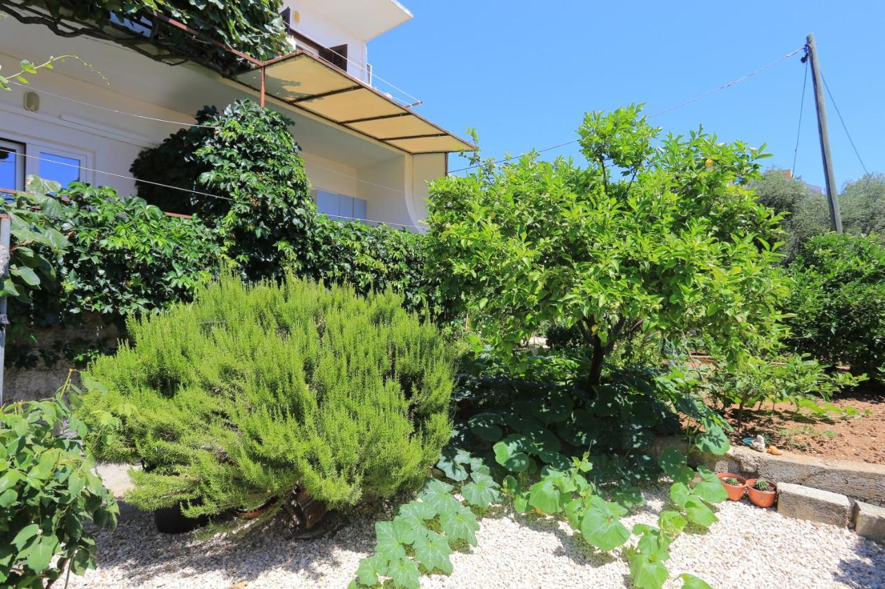 Apartments By The Sea Zivogosce - Blato, Makarska - 1057 Blato  Exterior photo