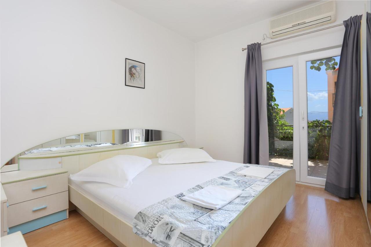 Apartments By The Sea Zivogosce - Blato, Makarska - 1057 Blato  Exterior photo