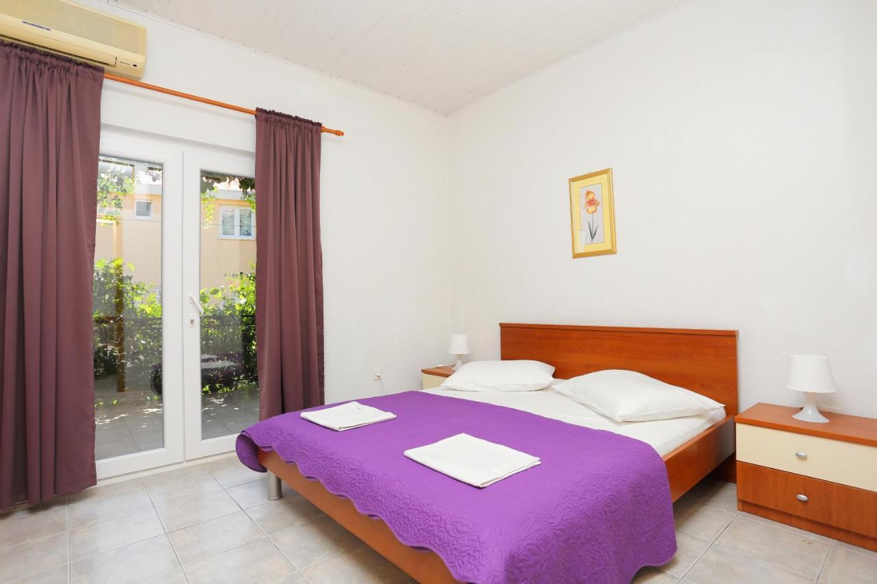 Apartments By The Sea Zivogosce - Blato, Makarska - 1057 Blato  Exterior photo