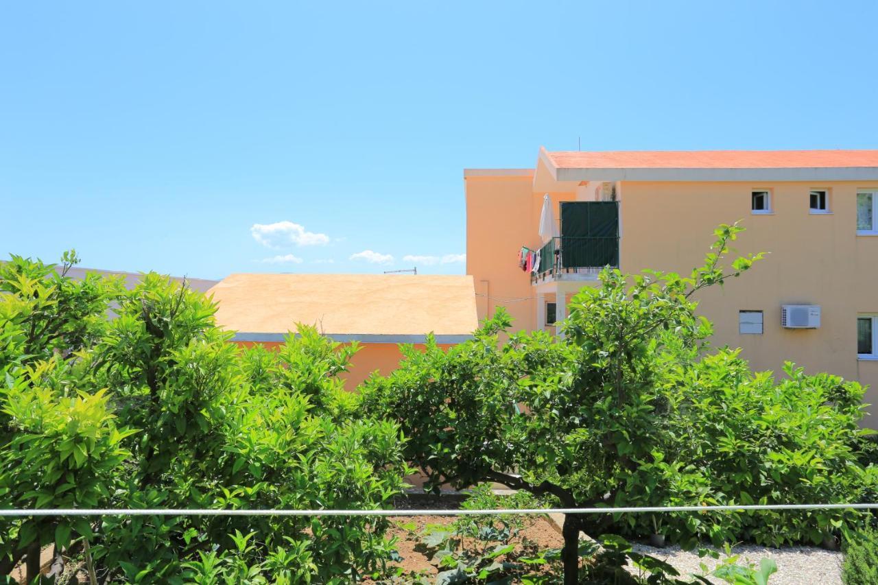 Apartments By The Sea Zivogosce - Blato, Makarska - 1057 Blato  Exterior photo